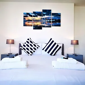  Apartment Marina Living With Parking, Balcony, Quiet And Secure